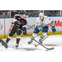 Vancouver Giants battle the Seattle Thunderbirds