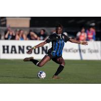 Colorado Springs Switchbacks with the ball against Fresno FC