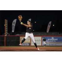 Chicago Bandits pitcher Danielle O'Toole on the mound