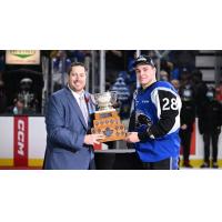 William Dufour of the Saint John Sea Dogs receives the Stafford Smythe Memorial Trophy