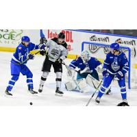 Wichita Thunder sets up defensively against the Idaho Steelheads