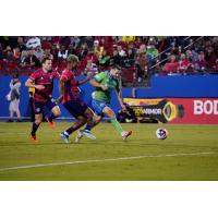 Seattle Sounders FC and FC Dallas on the field