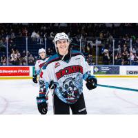 Kelowna Rockets forward Ethan Neutens