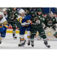 Saskatoon Blades' Hudson Kibblewhite versus Everett Silvertips' Beau Courtney