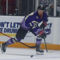 Knoxville Ice Bears right wing Mike Egan