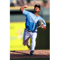 Columbia Fireflies pitcher Hiro Wyatt